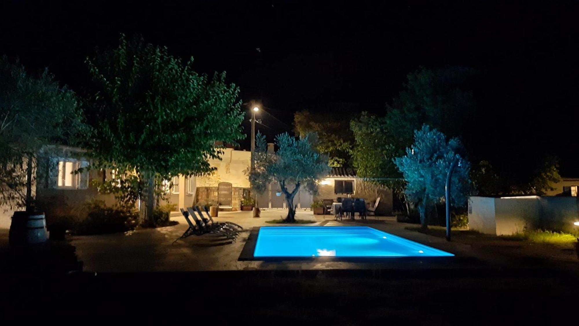 Ferienhaus Aqua Mit Pool Jadreski ภายนอก รูปภาพ
